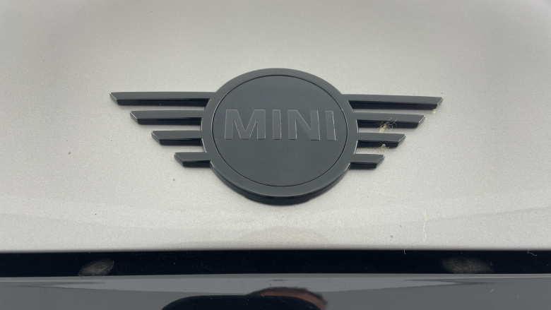 MINI Hatchback 1.5 Cooper Sport 5dr Auto Petrol Hatchback